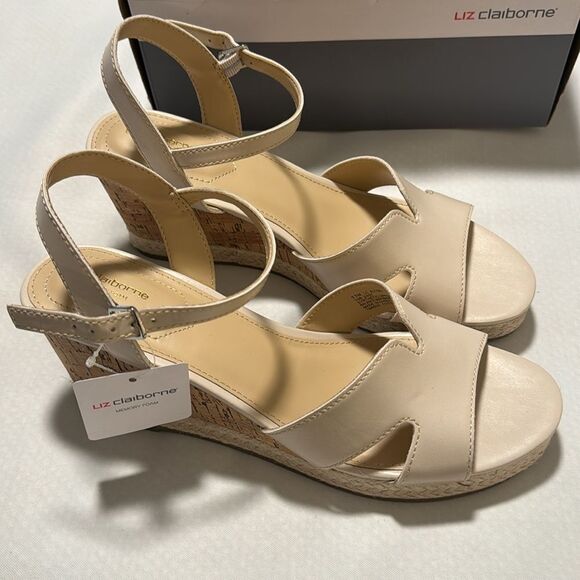 Liz Claiborne Wedge Sandals Womens 11 Ivory Memory Foam - Picture 1 of 5